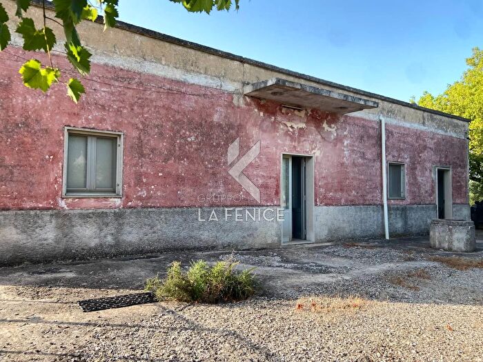 Casa con 5 locali in vendita in Strada Delfini, Martina Franca