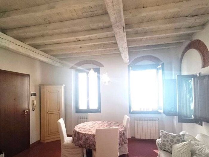 Appartamento bilocale in affitto in VIA DELLA ROSA, SantAmbrogio, Firenze