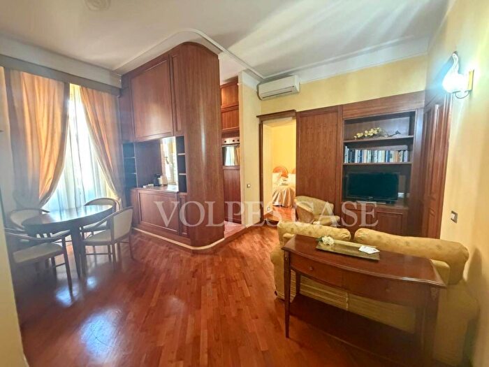 Appartamento bilocale in affitto in Via Appia Nuova, Re di Roma, Roma