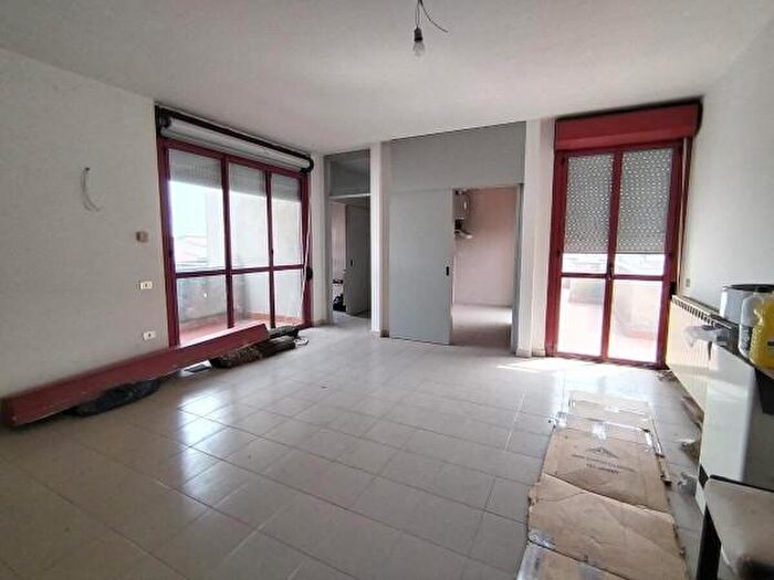 Appartamento trilocale in vendita in Via John Fitzgerald Kennedy, Taglio Di Po