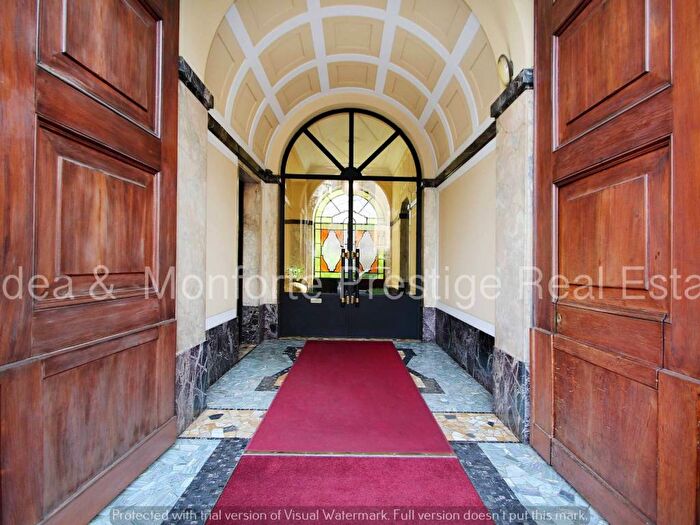 Appartamento monolocale in affitto in Piazza Cinque Giornate, Montenero, Milano