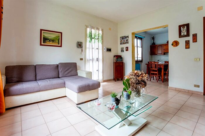 Casa con 8 locali in vendita in San Giuliano Terme