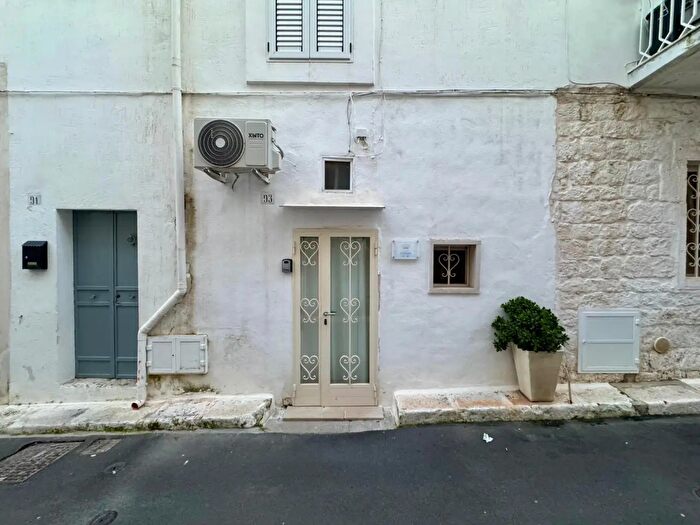 Casa monolocale in vendita in Via Pietro Giannone, Ostuni