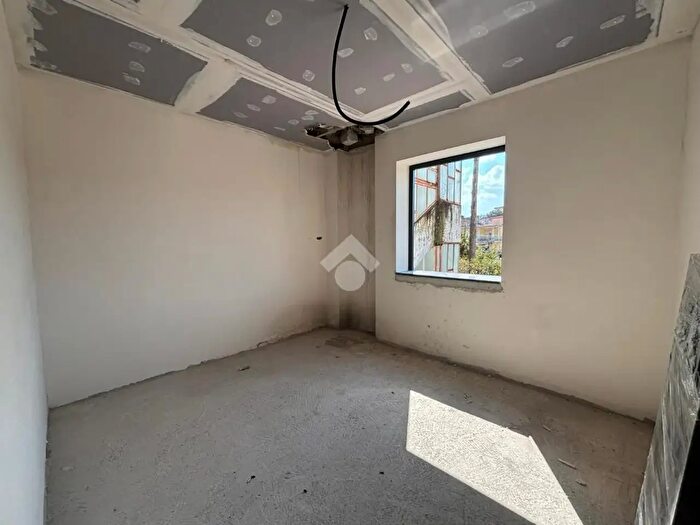 Appartamento trilocale in vendita in Viale della Resistenza, Calvizzano