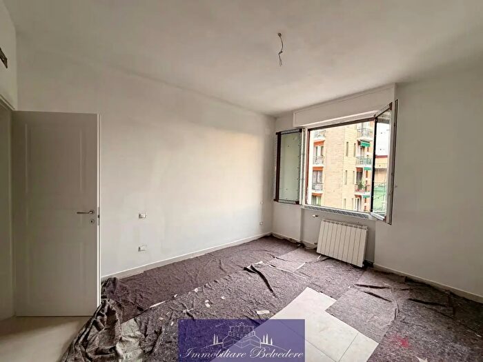 Appartamento trilocale in vendita in Via del Gignoro, Firenze