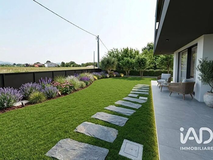 Appartamento quadrilocale in vendita in Via Isola di Torre, Padova