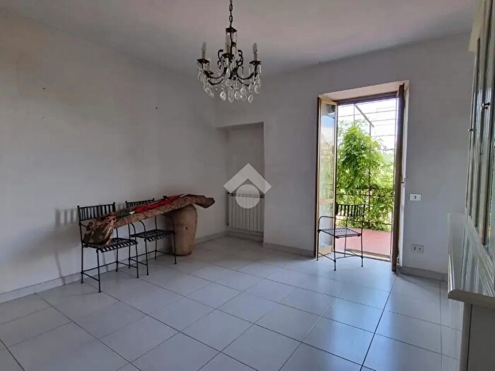 Appartamento con 5 locali in vendita in Via Marconi, Segni