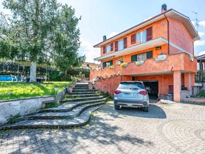 Appartamento trilocale in vendita in Strada Ventitreesima, Labico