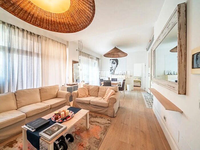 Appartamento trilocale in affitto in Via Giovanni Gentile, Roma