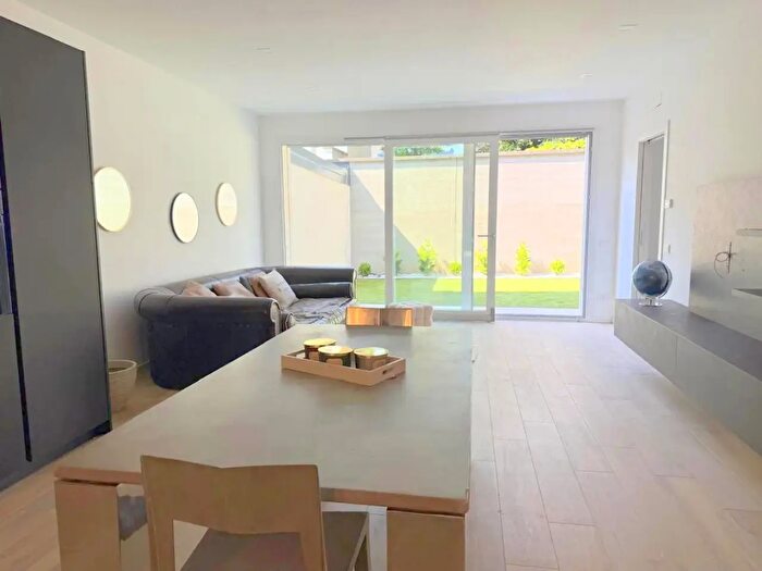 Casa quadrilocale in vendita in Via Bergamo, Busto Arsizio