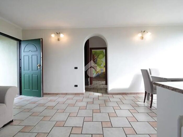 Appartamento quadrilocale in vendita in Piazza Crocetti Franco, Tessennano