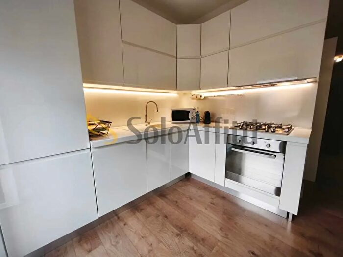 Appartamento quadrilocale in affitto in Via Azzone Visconti, Lecco