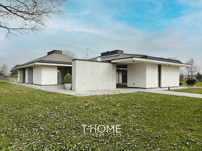 Casa con 5 locali in affitto in Rosà