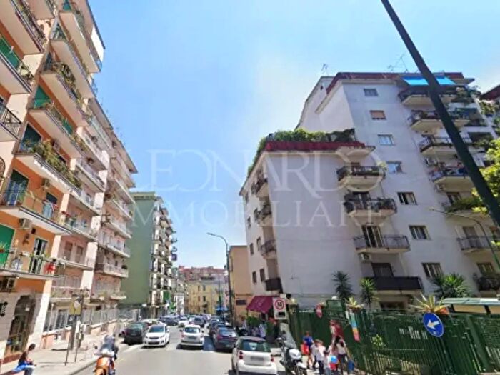 Appartamento quadrilocale in vendita in Via Gabriele Jannelli, Napoli
