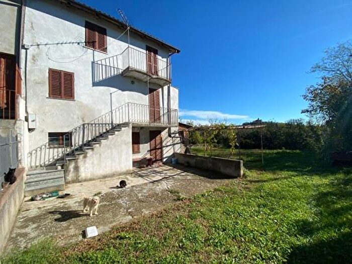 Casa con 6 locali in vendita in Via Biletta, Penango