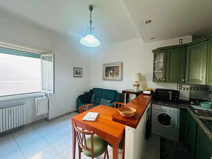 Appartamento bilocale in vendita in Via Olevano Romano, Roma