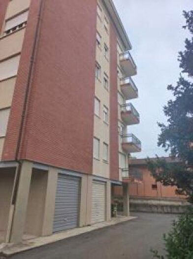 Appartamento trilocale in vendita in Via Michelangelo, Cuorgne