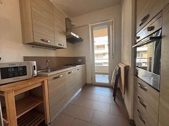 Appartamento bilocale in affitto in Via di Saponara, Acilia, Roma