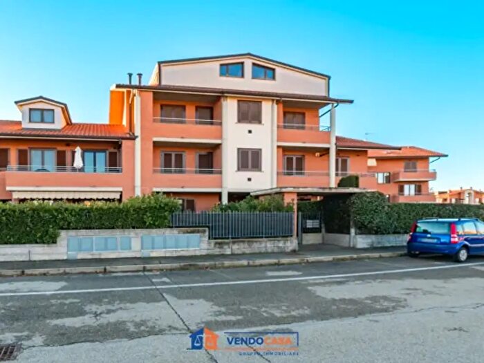 Appartamento trilocale in vendita in Via Luigi Pirandello, Carmagnola