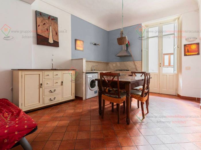 Appartamento trilocale in affitto in Ortigia, Siracusa