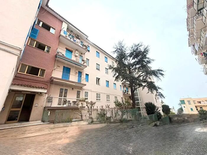 Appartamento con 5 locali in vendita in Via Anzio, Torre Del Greco