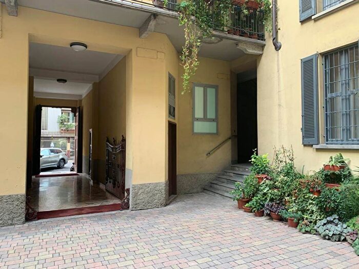 Appartamento monolocale in affitto in Via Pietro Colletta, Porta Romana Medaglie d'Oro, Milano