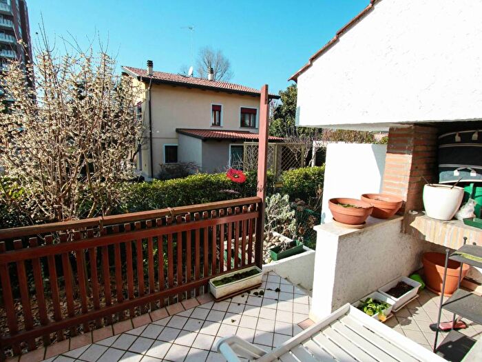 Casa con 6 locali in affitto in Via Ragusa, Centro, Mogliano Veneto