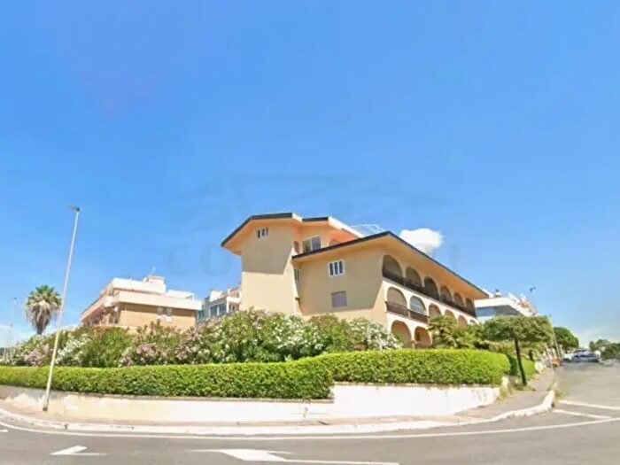 Appartamento trilocale in vendita in Via Michelangelo Buonarroti, Santa Marinella