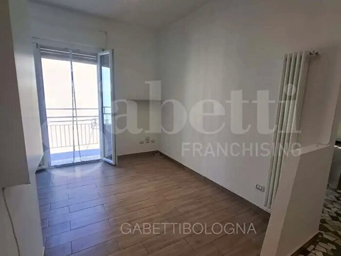 Appartamento bilocale in affitto in Via Vizzani, Bologna