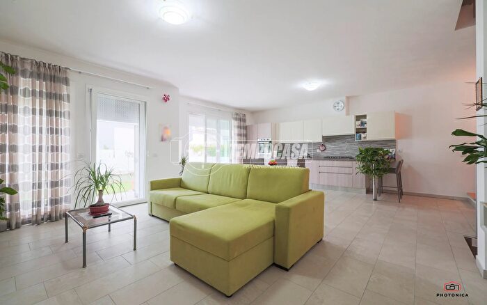 Casa quadrilocale in vendita in Via Renato Guttuso, Misano Adriatico