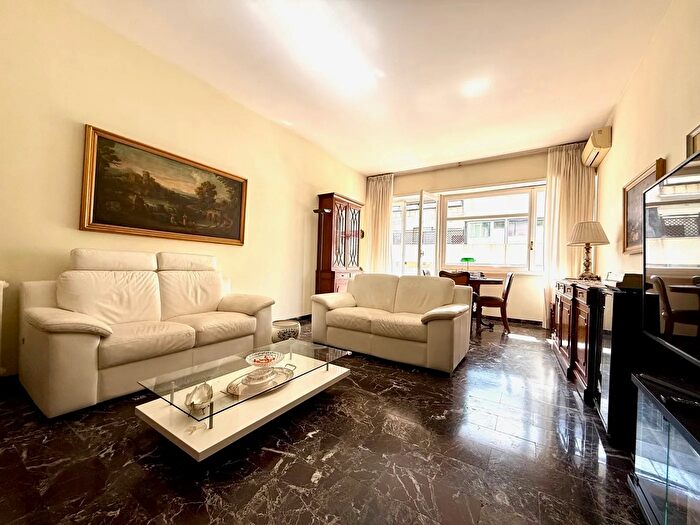 Appartamento trilocale in vendita in Via Bartolomeo Intieri, Roma