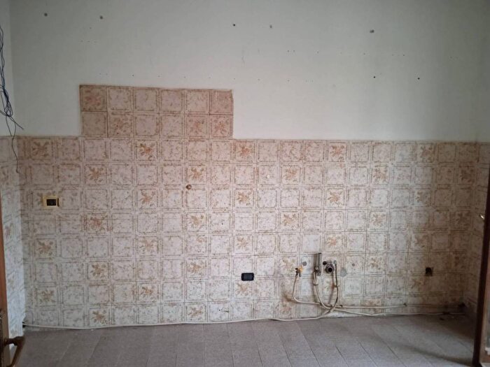 Appartamento con 5 locali in affitto in Via Emanuele Paparo, Centro, Vibo Valentia