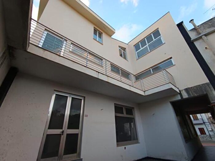 Casa trilocale in vendita in Via Nazionale, Saponara