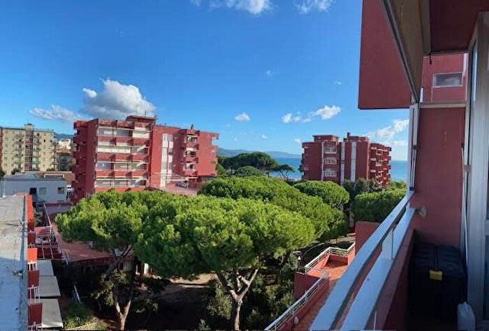 Appartamento trilocale in vendita in Follonica