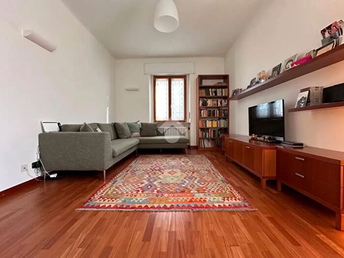 Appartamento trilocale in vendita in Via Roma, Bussero