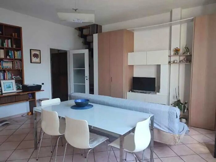 Appartamento trilocale in vendita in Poggibonsi