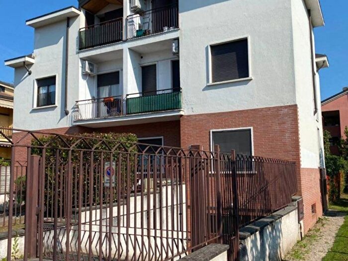 Appartamento monolocale in affitto in Via Libertà, Vedano al Lambro