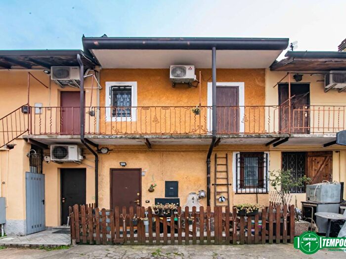 Case in Vendita e in Affitto - 2