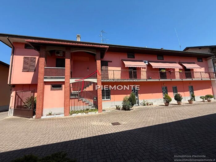 Appartamento trilocale in vendita in Via Guglielmo Marconi, Fontaneto DAgogna