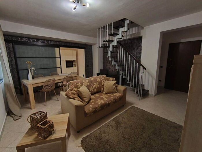 Appartamento quadrilocale in affitto in Strada Comunale San Michele, Castanea Salice, Messina