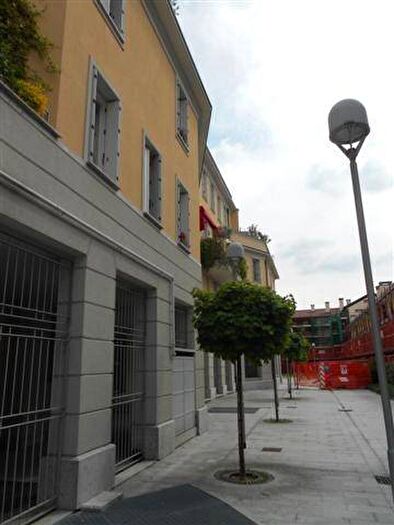 Appartamento quadrilocale in affitto in Navigli Darsena, Milano