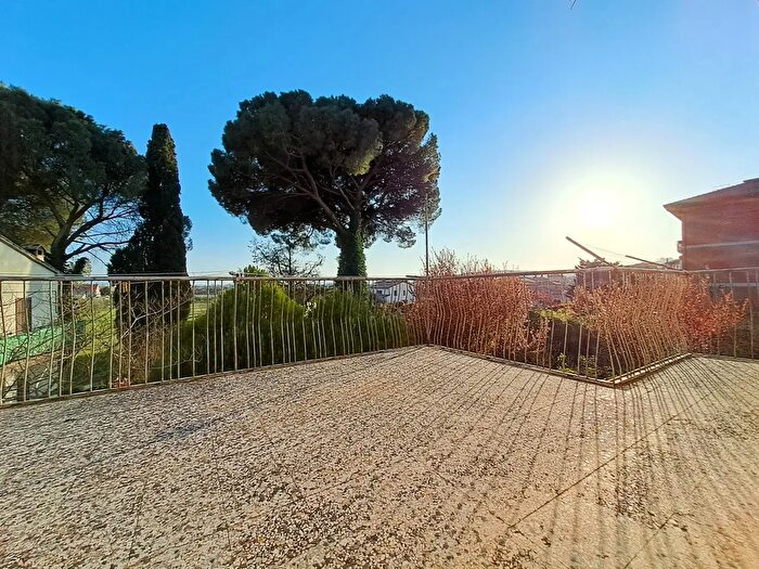 Casa quadrilocale in vendita in Tuoro Sul Trasimeno