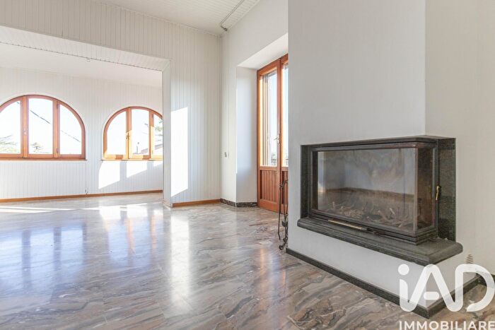 Appartamento con 6 locali in vendita in Via Dante Alighieri, Castelfidardo