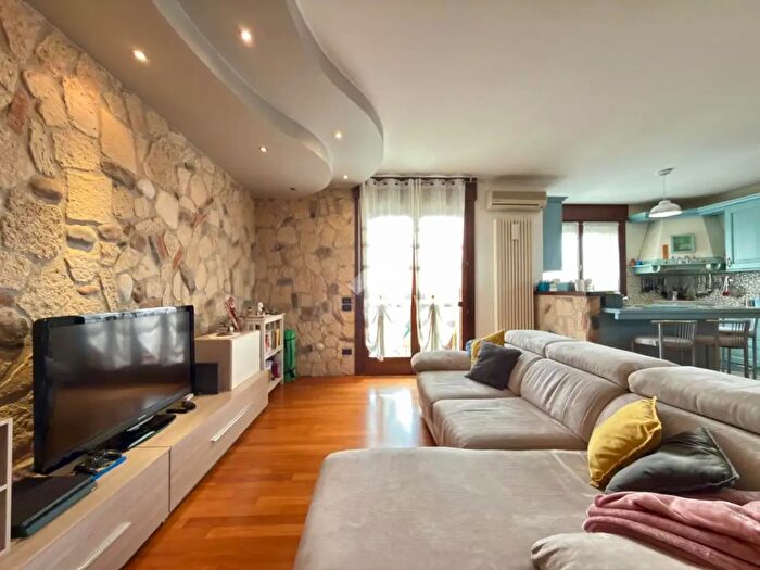 Appartamento trilocale in vendita in Via Oberdan, San Bonifacio