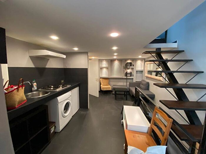 Appartamento trilocale in affitto in Via Alserio, Zara, Milano