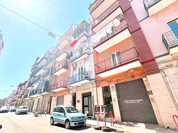 Appartamento quadrilocale in vendita in Via Vittorio Gallo, Barletta