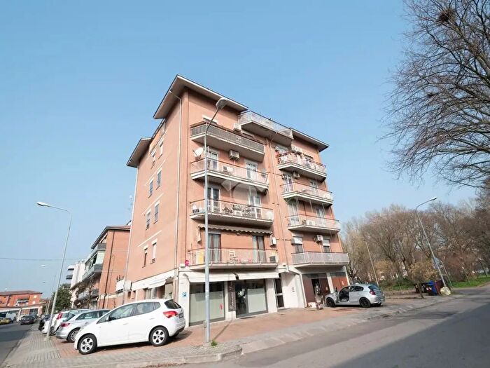 Appartamento trilocale in vendita in Via Don Davide Albertario, Carpi