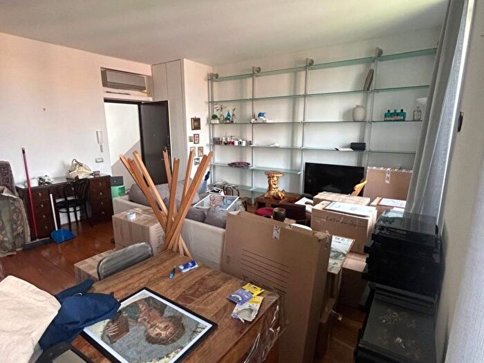 Appartamento bilocale in affitto in Via Bartolomeo Eustachi, Morgagni, Milano