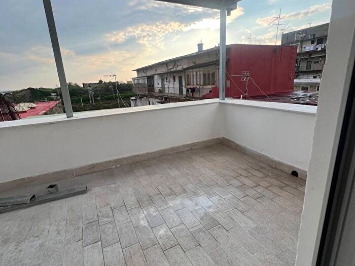 Appartamento trilocale in affitto in Corso San Giovanni a Teduccio, San Giovanni a Teduccio, Napoli