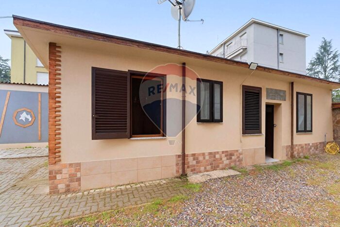 Appartamento bilocale in vendita in Via Cappuccini, Cerro Maggiore